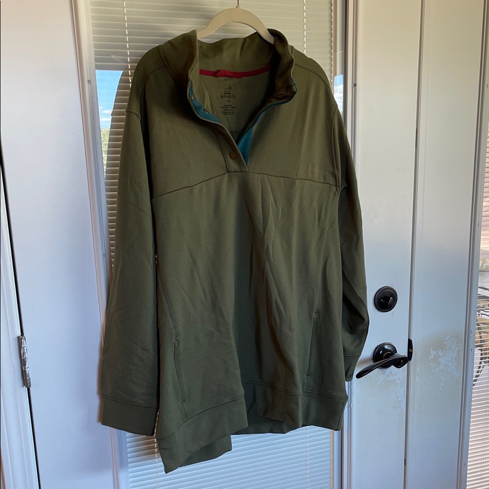 Olive Green Women's Pullover Sweatshirt